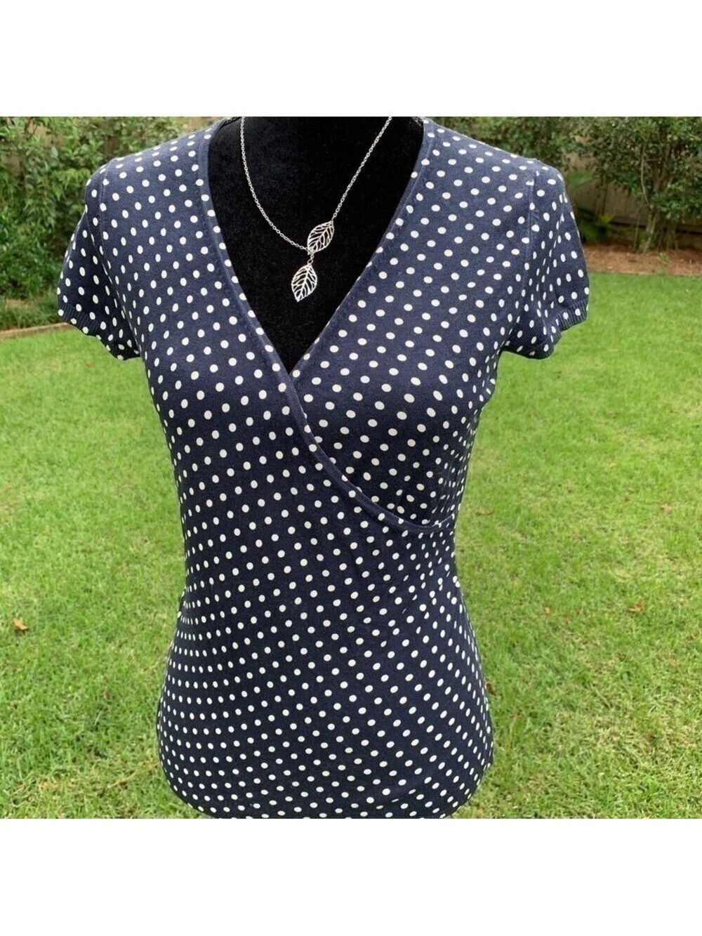 ANN TAYLOR LOFT navy blue polka dot surplice short sleeve v neck knit top